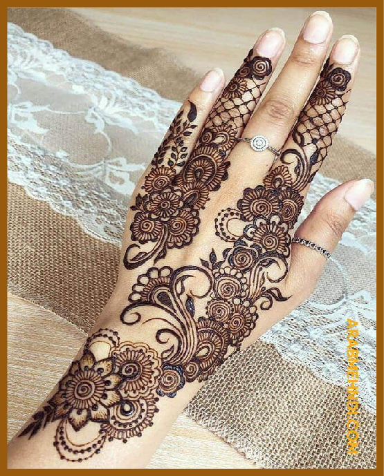 Stylish Back Hand Design With Fingers To Wrist Focus Stylish Back Hand Mehndi Design